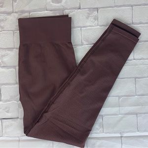 New 🤎 Womens H&M Active Multi-Sport Brown Ribbed Full Length Leggings Large